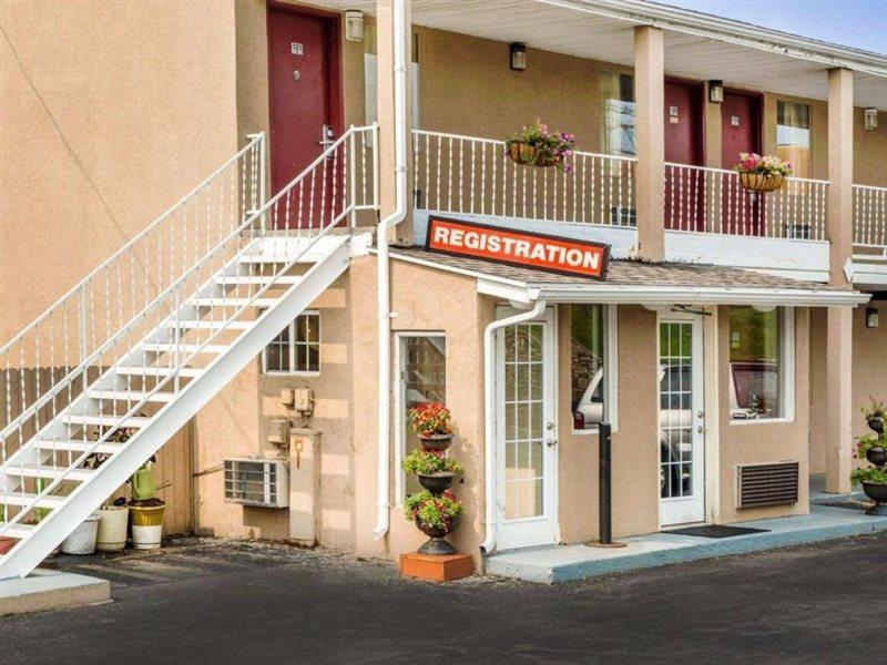 Econo Hospedaje Franklin Exterior foto